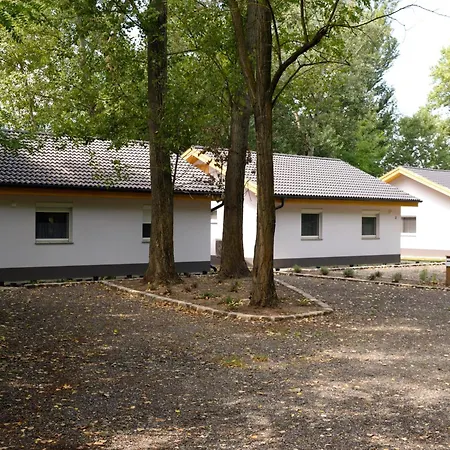 Vizituender Pihenopark דירה *